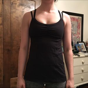 Lulu dance to yoga tank size 4