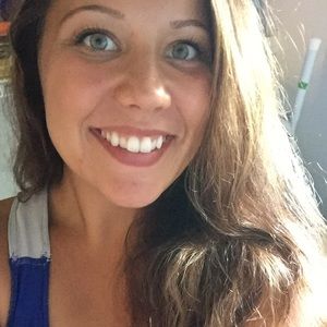 Meet your Posher, Alexandrea