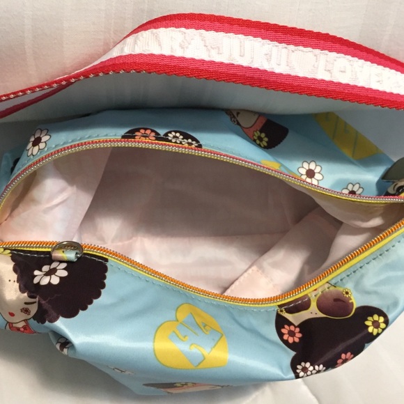 HARAJUKU LOVERS Small Shoulder Bag - Picture 2 of 4