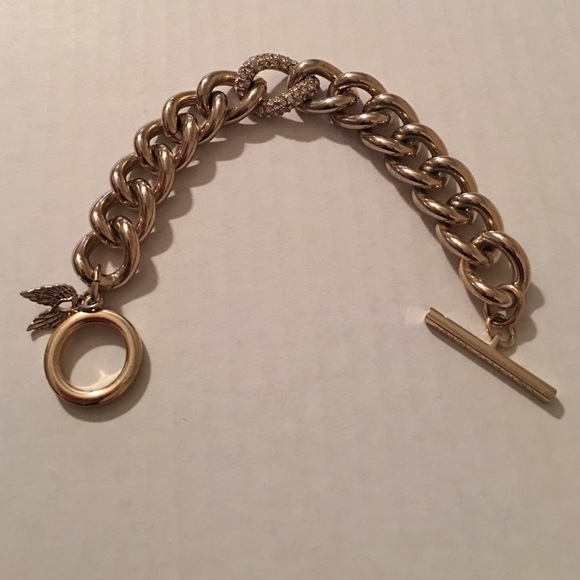 2 Bracelets Victoria's Secret & Blk leather Arrow