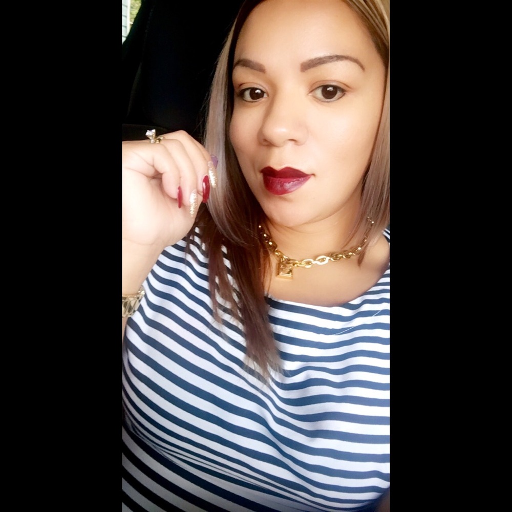 Meet your Posher, Ana