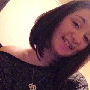 Meet your Posher, Christina