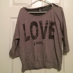 Sweatshirt