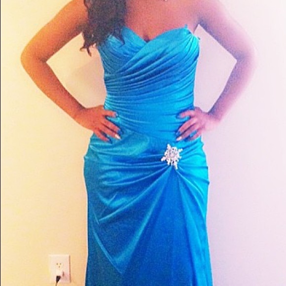 Formal strapless dress