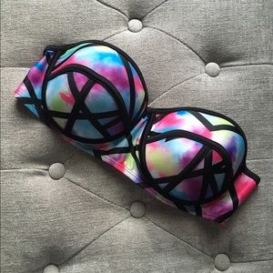 Strapless bikini top