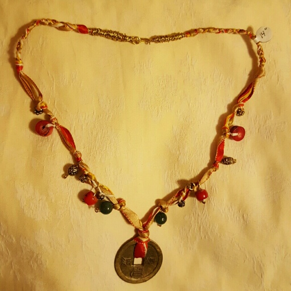 Interesting eclectic necklace - Picture 3 of 4