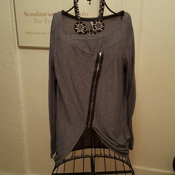 Jersey tunic with diagonal zipper - Picture 1 of 3