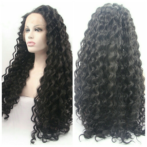 Curly Beautiful Lacefront Wig #1b 26 inches!! - Picture 4 of 4