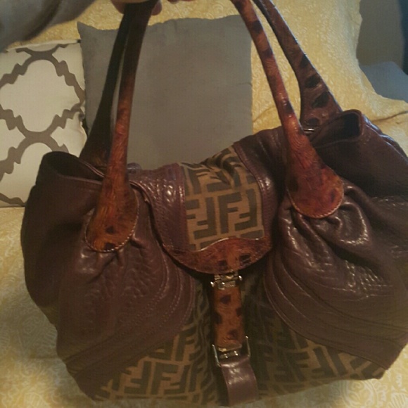 AUTHENTIC Fendi Spy Bag