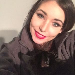 Meet your Posher, Sadie