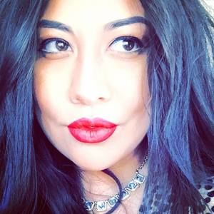 Meet your Posher, Dana