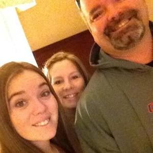 Meet your Posher, Laurie