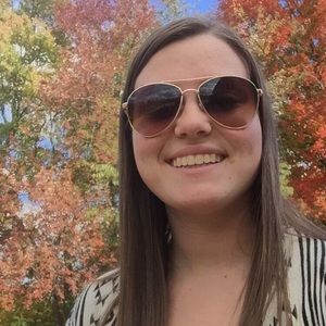 Meet your Posher, Sabrina
