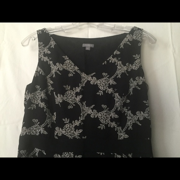 Ann Taylor Sleeveless V-neck Dress - Picture 3 of 3