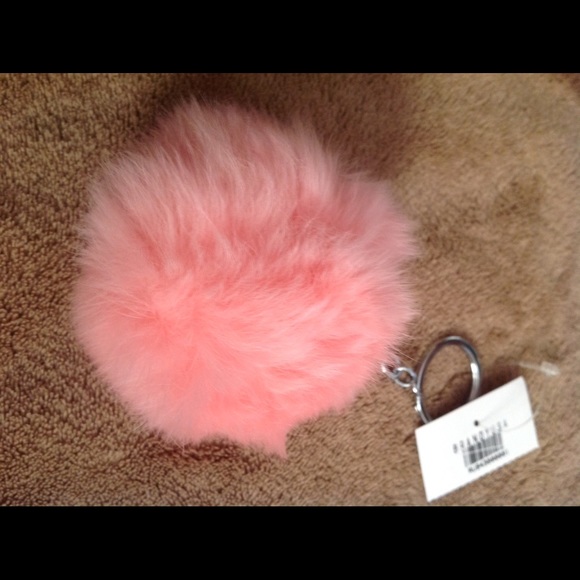 BRANDY MELVILLE keychain - Picture 2 of 3
