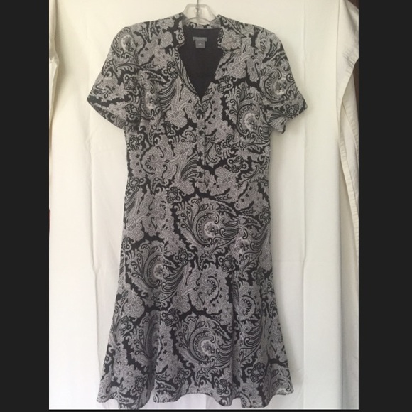 Ann Taylor Short sleeve Dress with collar & Belt