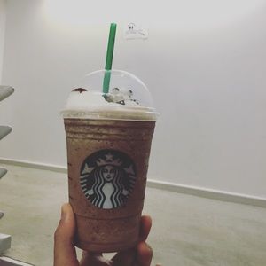 Meet your Posher, Duyen