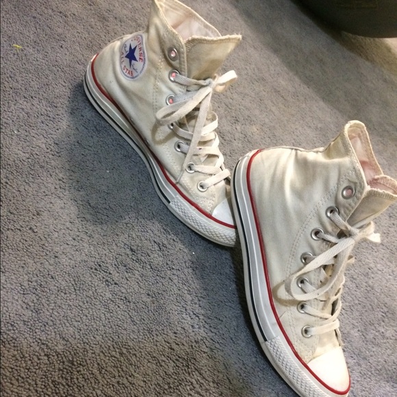 White chuck Taylor converse