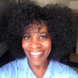 Meet your Posher, Rhonda