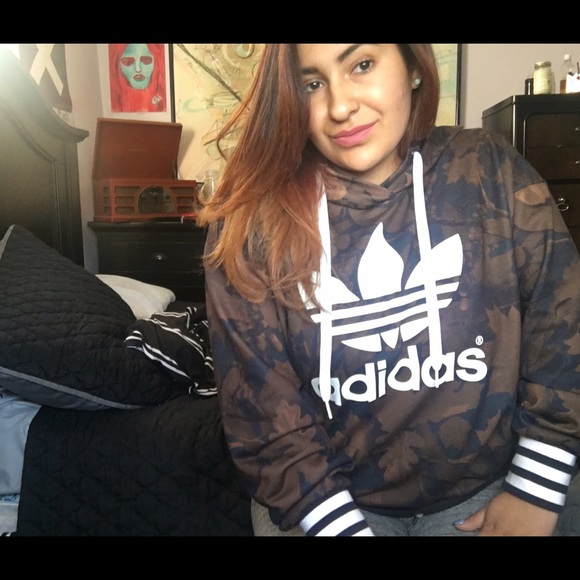 UO Adidas Original Leaf Camo Hoodie Sweatshirt - Picture 3 of 3