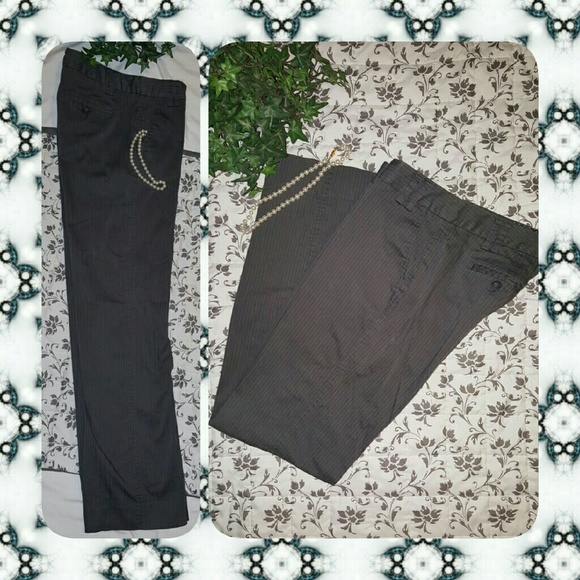 DONATING TODAY @ NOON. 😢  LAST CHANCE! Gap pants