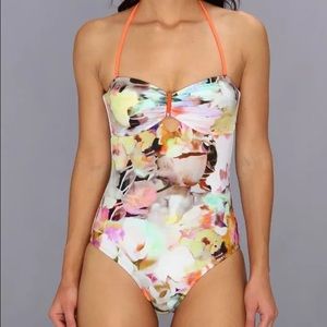 Ted Baker Swim - TED BAKER ivory floral One-Piece Swimsuit sz 4/L Ted Baker Swim - TED BAKER ivory floral One-Piece Swimsuit sz 4/L