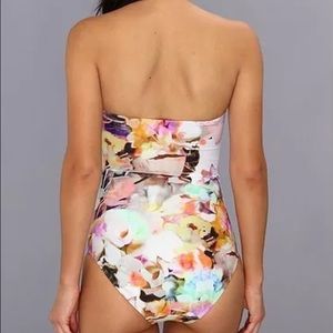Ted Baker Swim - TED BAKER ivory floral One-Piece Swimsuit sz 4/L Ted Baker Swim - TED BAKER ivory floral One-Piece Swimsuit sz 4/L