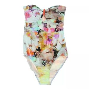 Ted Baker Swim - TED BAKER ivory floral One-Piece Swimsuit sz 4/L Ted Baker Swim - TED BAKER ivory floral One-Piece Swimsuit sz 4/L