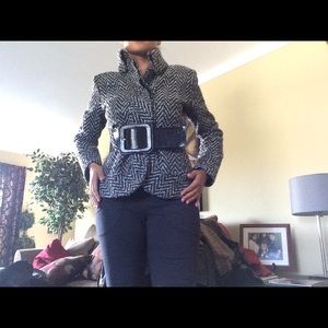 GRACE poly/wool/acrylic size 10 coat with belt