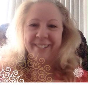 Meet your Posher, Janet