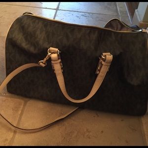 Michael Kors Dufffle