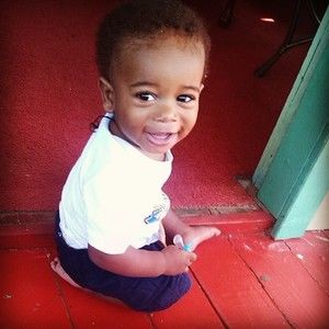 Meet your Posher, Casandra