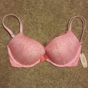 Victoria's Secrets pink bra??