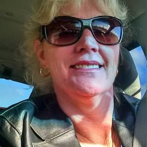 Meet your Posher, Michele