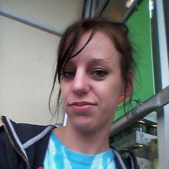 Meet your Posher, Mandi - Picture 1 of 1