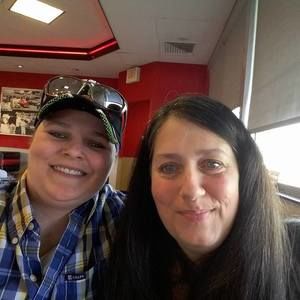 Meet your Posher, Katrina