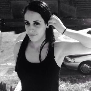 Meet your Posher, Samia