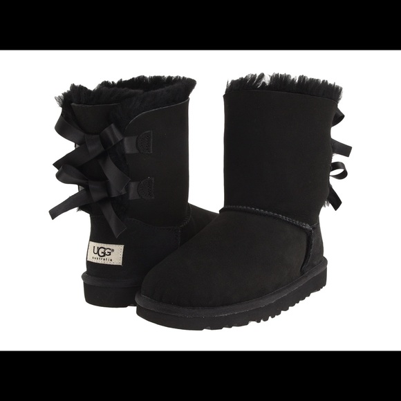 UGG Bailey boots $120 7 1/2-8
