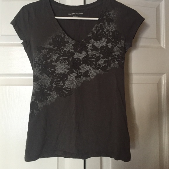New York & Company gray T/shirt