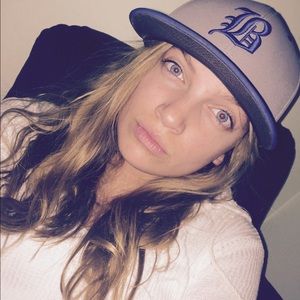 Meet your Posher, Caroline