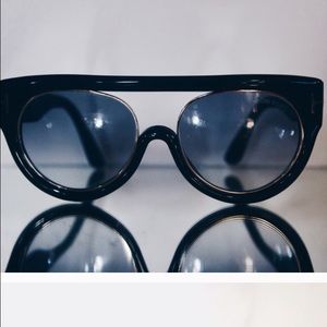Tom Ford sunnies
