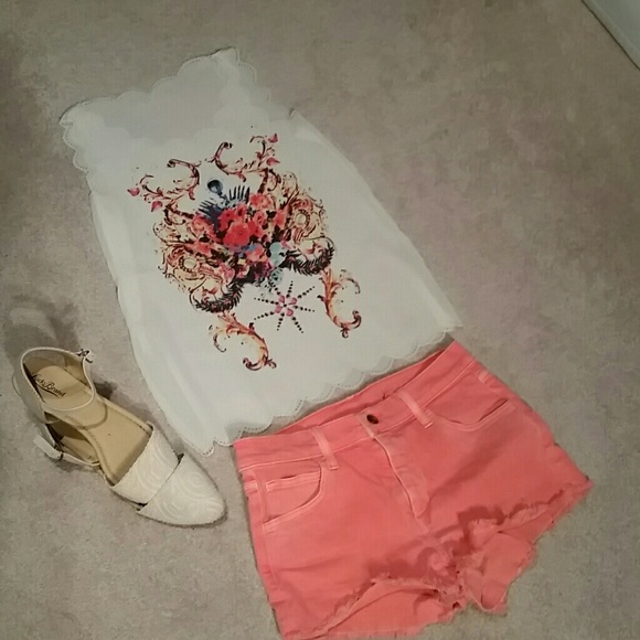 Tops - Really pretty top.