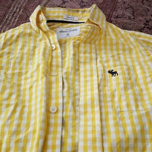 Boys A&F long sleeve shirt