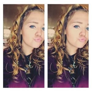 Meet your Posher, Hailey