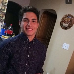 Meet your Posher, Andres