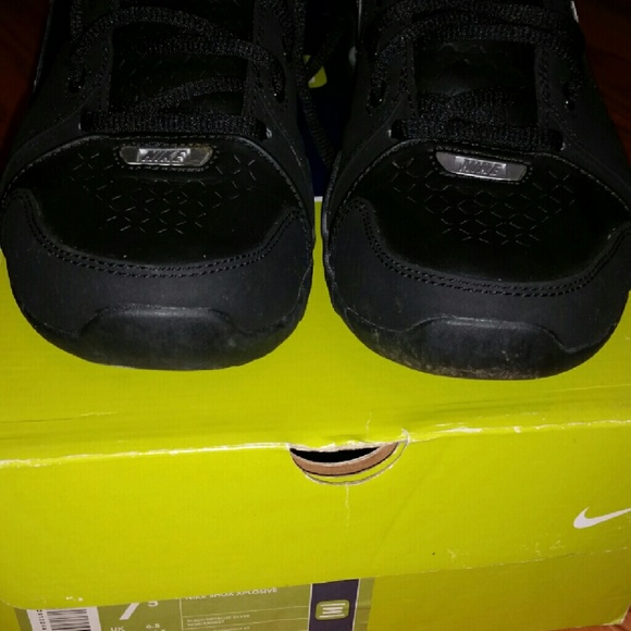 Nike Shoe Xplosive (Battleground) - Picture 2 of 2