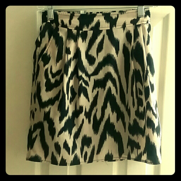 Patterned skirt