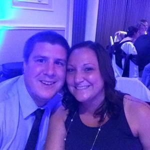 Meet your Posher, Adrienne