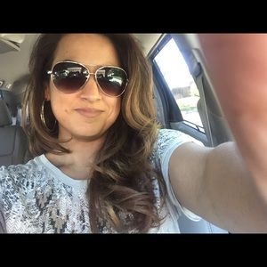 Meet your Posher, Marisol