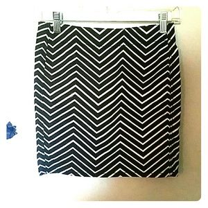 Black and white striped pencil skirt